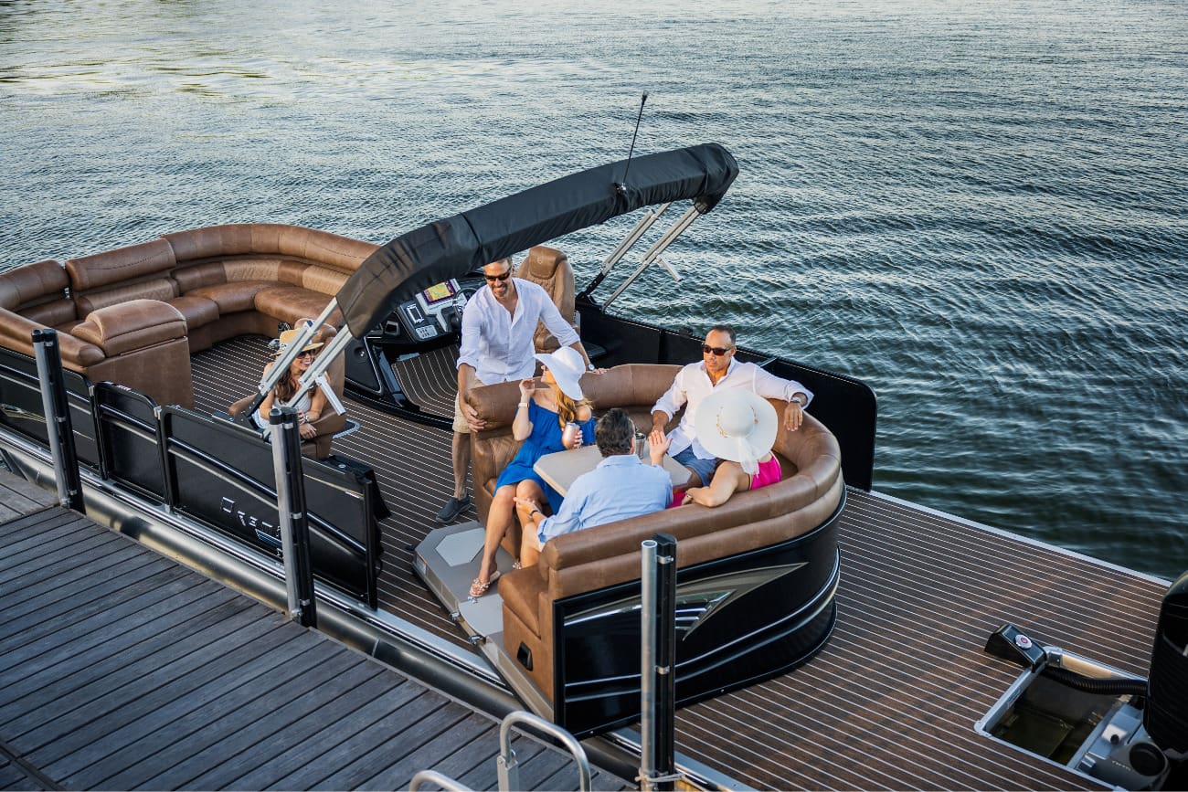 premier_pontoon_boats-comfort_luxury_elevated