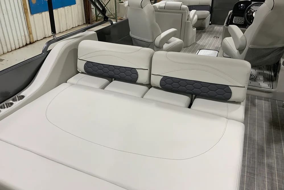 Coach FLC Sundeck