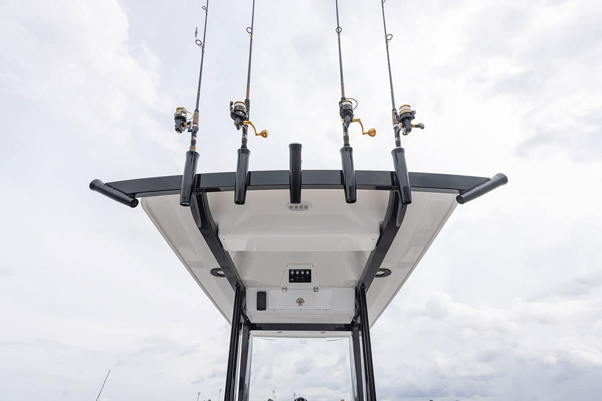 Sea Fox 251 Bay Fox rod holders