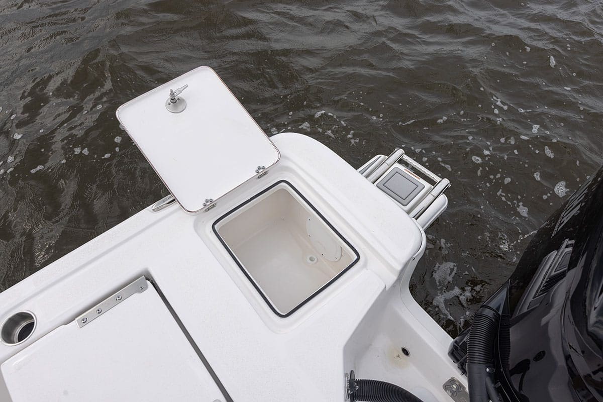 Sea Fox 251 Bay Fox well