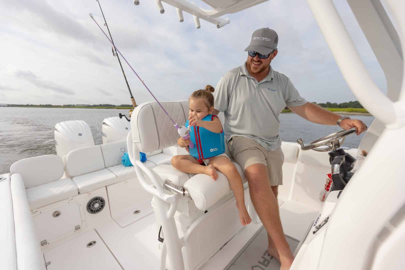 Sea Fox 268 Commander captains chair